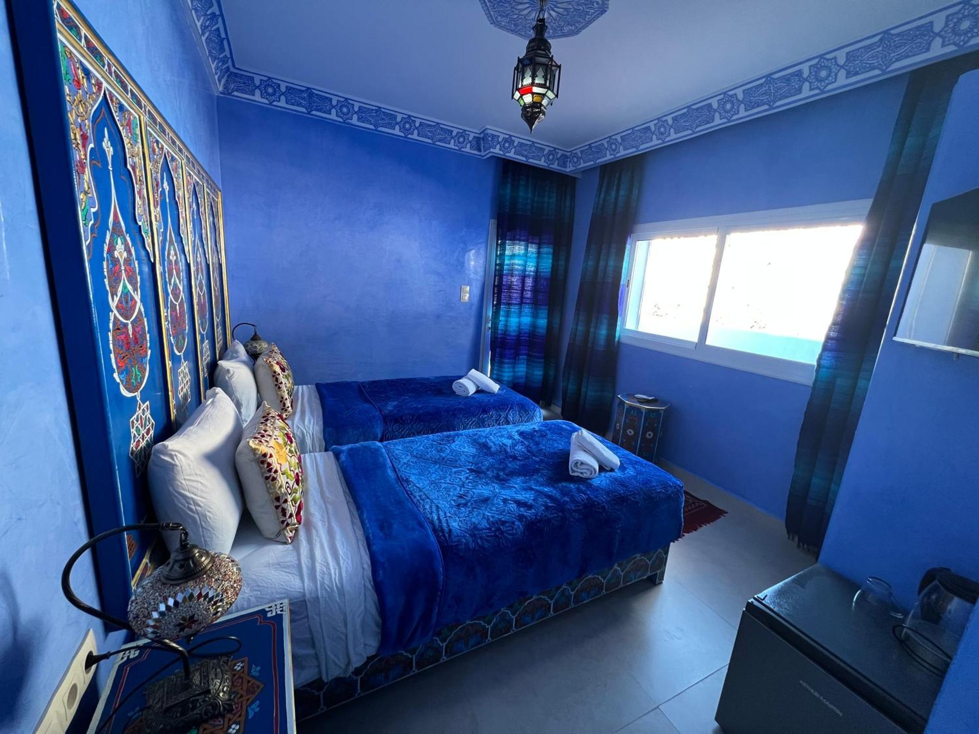 Bed and Breakfast Puerta Azul Шефшауэн Экстерьер фото